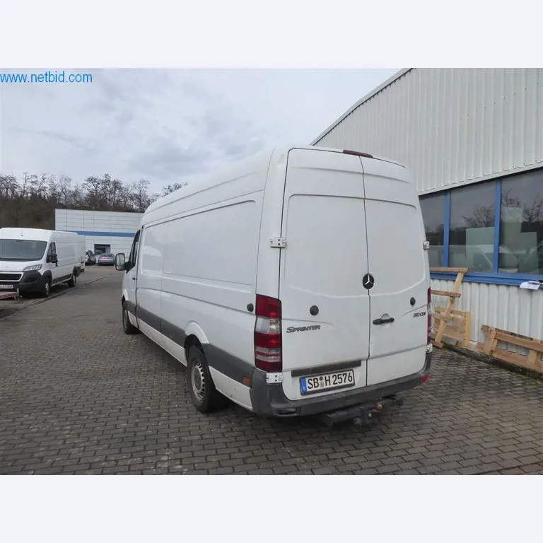 Betriebs- und Geschäftsausstattung (Fenster- und Metallbau)-21