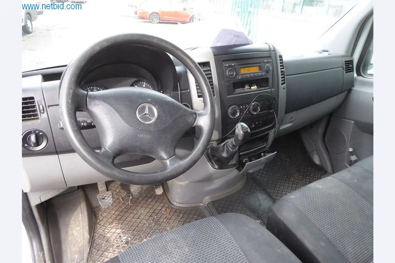 Betriebs- und Geschäftsausstattung (Fenster- und Metallbau)-22