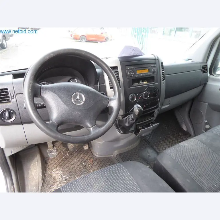 Betriebs- und Geschäftsausstattung (Fenster- und Metallbau)-22