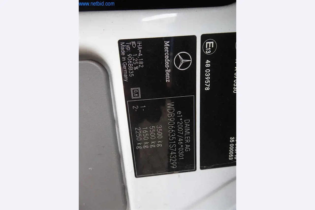 Betriebs- und Geschäftsausstattung (Fenster- und Metallbau)-24