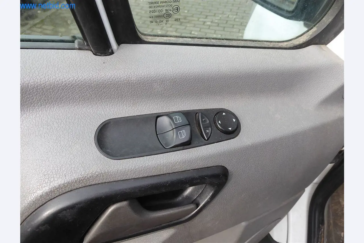 Betriebs- und Geschäftsausstattung (Fenster- und Metallbau)-25