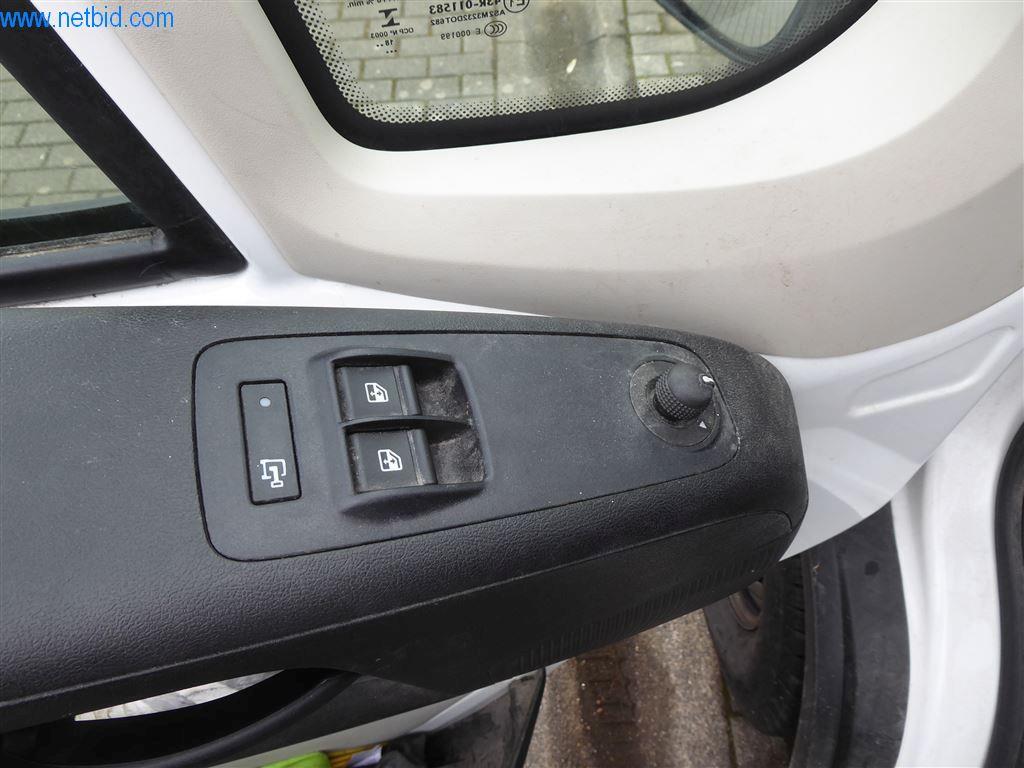 Equipamento operacional e de escritório (janelas e construção metálica)-14