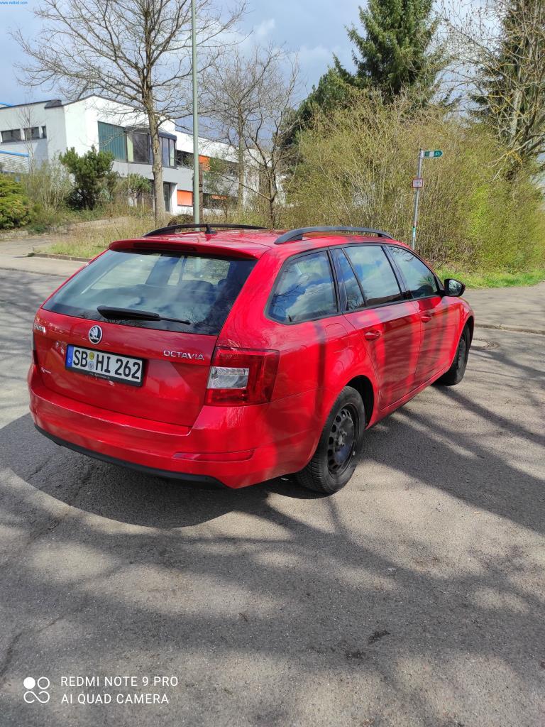 Equipamento operacional e de escritório (janelas e construção metálica)-21