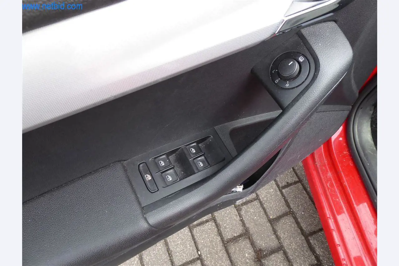 Betriebs- und Geschäftsausstattung (Fenster- und Metallbau)-5