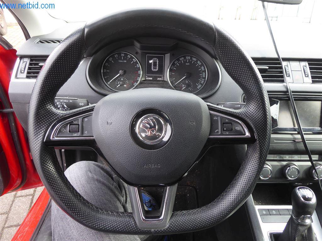 Equipamento operacional e de escritório (janelas e construção metálica)-6