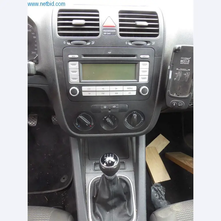 Operating and office equipment (window and metal construction)-3