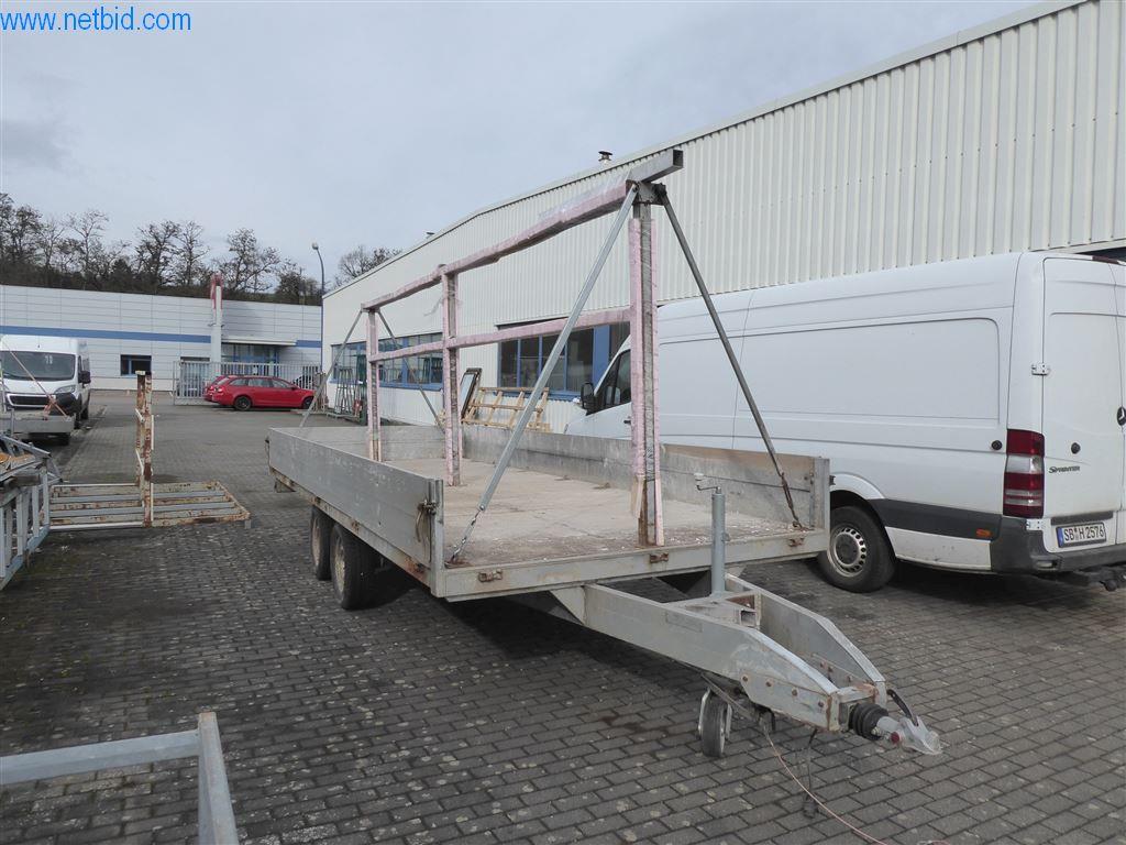 Equipamento operacional e de escritório (janelas e construção metálica)-2