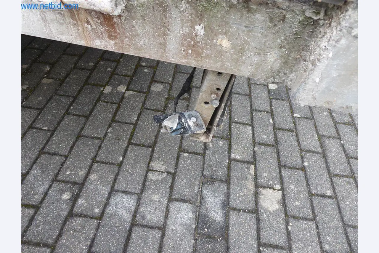 Betriebs- und Geschäftsausstattung (Fenster- und Metallbau)-4