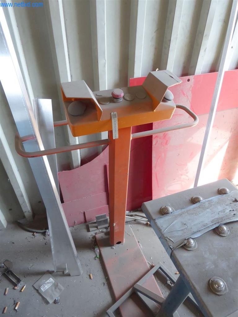 Betriebs- und Geschäftsausstattung (Fenster- und Metallbau)-4