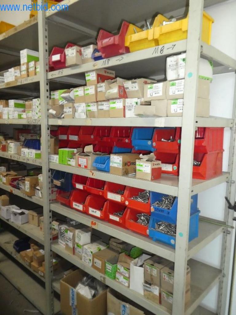 Equipamento operacional e de escritório (janelas e construção metálica)-1