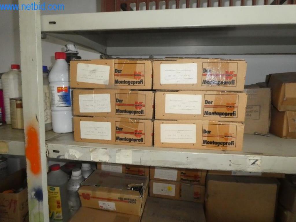 Equipamento operacional e de escritório (janelas e construção metálica)-4