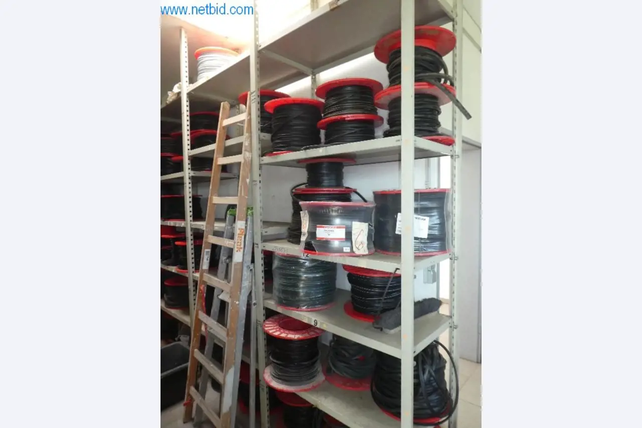 Bedrijfs- en kantooruitrusting (raam- en metaalconstructie)-3