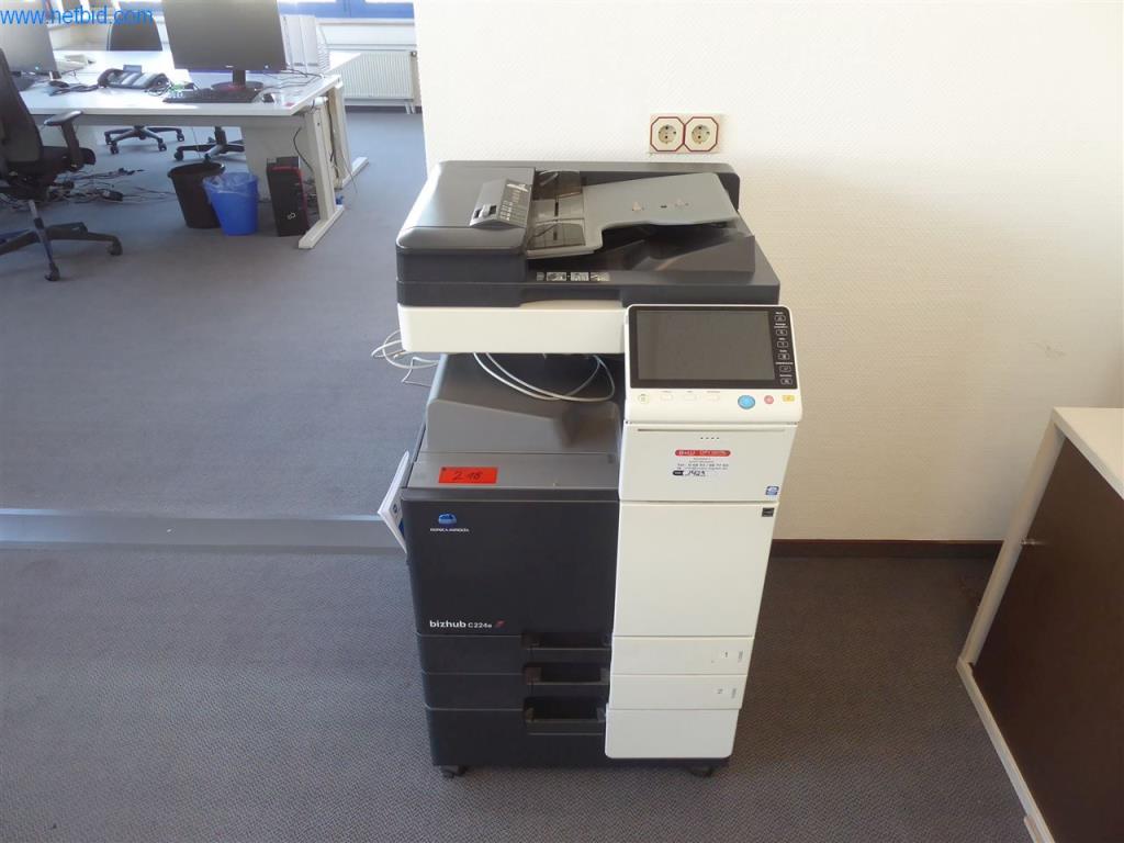 Provozní a kancelářské vybavení (okna a kovové konstrukce)-1