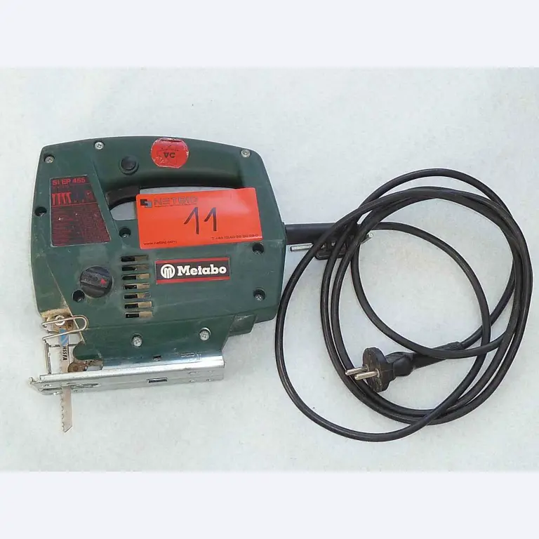 Equipos de empresa en buen estado para un distribuidor de módulos solares y baterías de litio-2