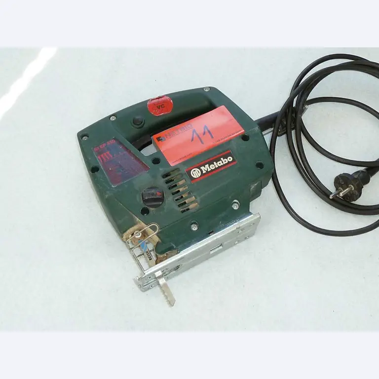 Equipos de empresa en buen estado para un distribuidor de módulos solares y baterías de litio-3