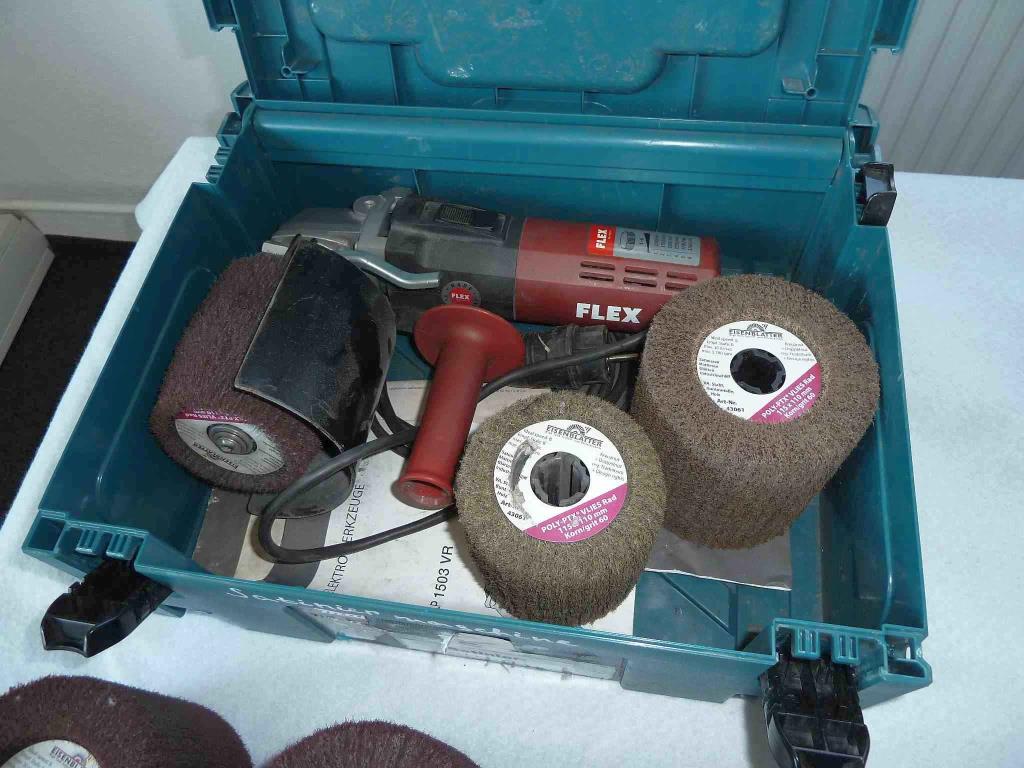 Dobrze utrzymany sprzęt firmowy dla sprzedawcy modułów słonecznych i baterii litowych-2