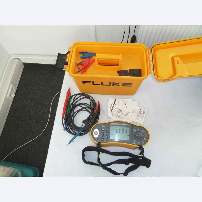 Gepflegte Firmenausstattung eines Solarmodul- und Lithiumbatterie Händlers-1