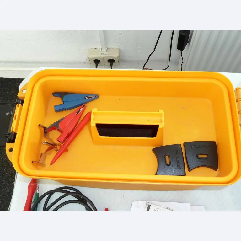 Gepflegte Firmenausstattung eines Solarmodul- und Lithiumbatterie Händlers-4