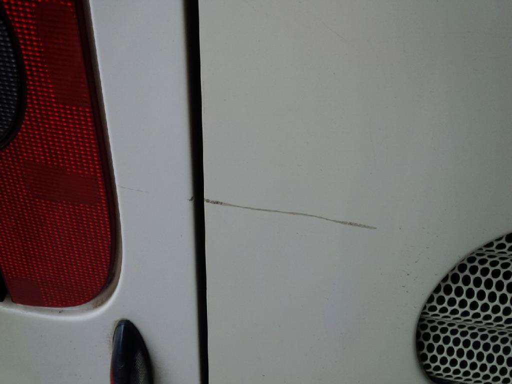 Gepflegte Linien- und Reisebusse, Bus-Transportanhänger, Betriebs- und Geschäftsausstattung-2