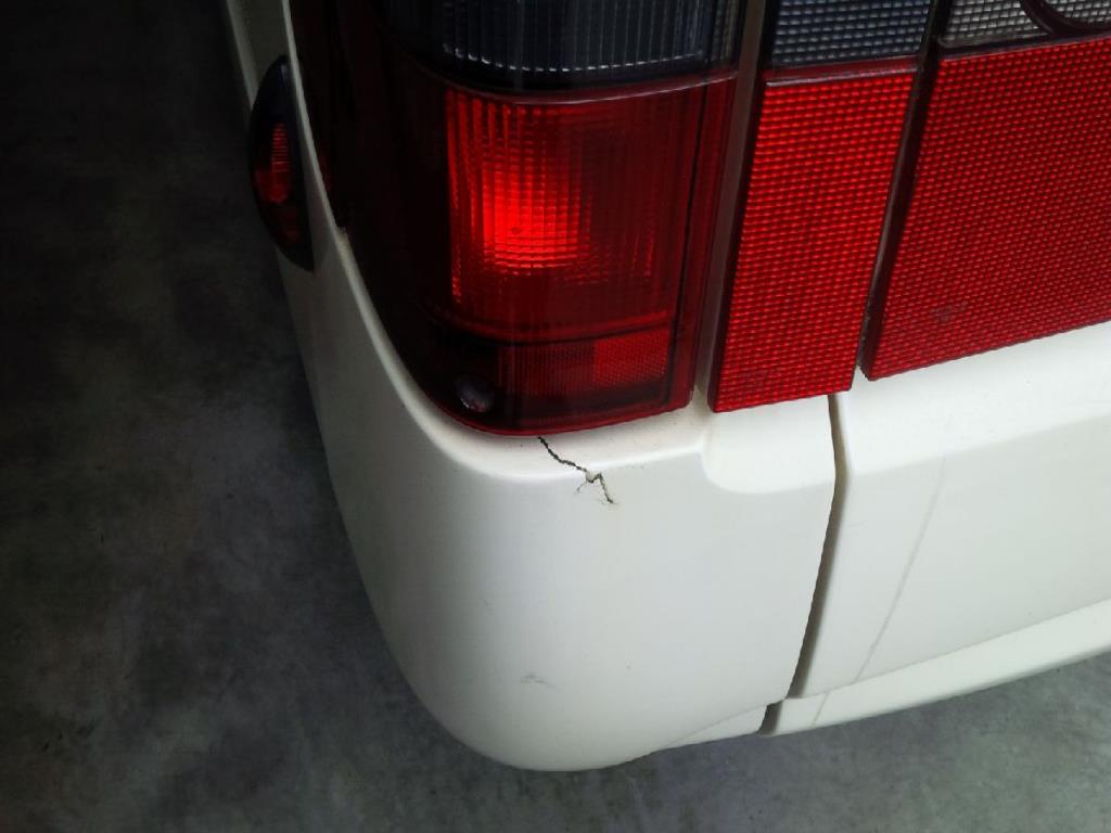 Gepflegte Linien- und Reisebusse, Bus-Transportanhänger, Betriebs- und Geschäftsausstattung-5