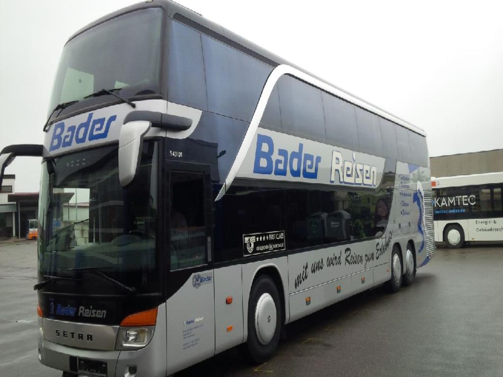 Autocarros em bom estado de conservação, reboques de transporte de autocarros, equipamento operacional e comercial-2