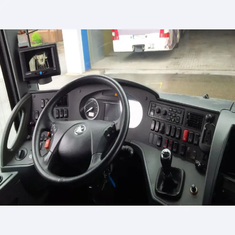 Autocarros em bom estado de conservação, reboques de transporte de autocarros, equipamento operacional e comercial-7