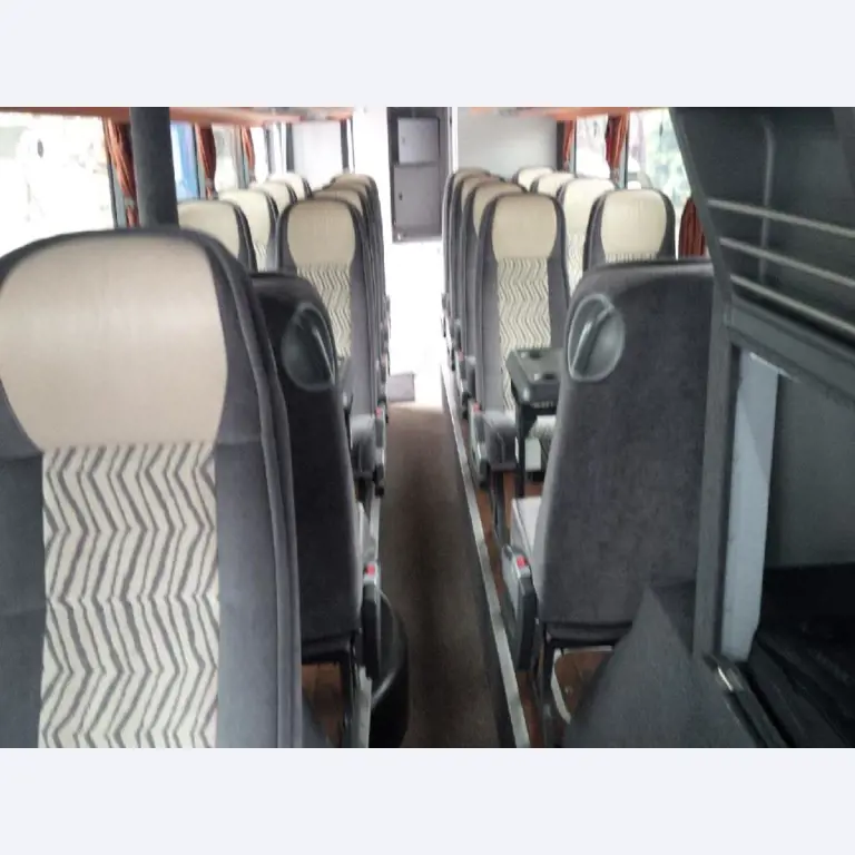 Autocarros em bom estado de conservação, reboques de transporte de autocarros, equipamento operacional e comercial-8