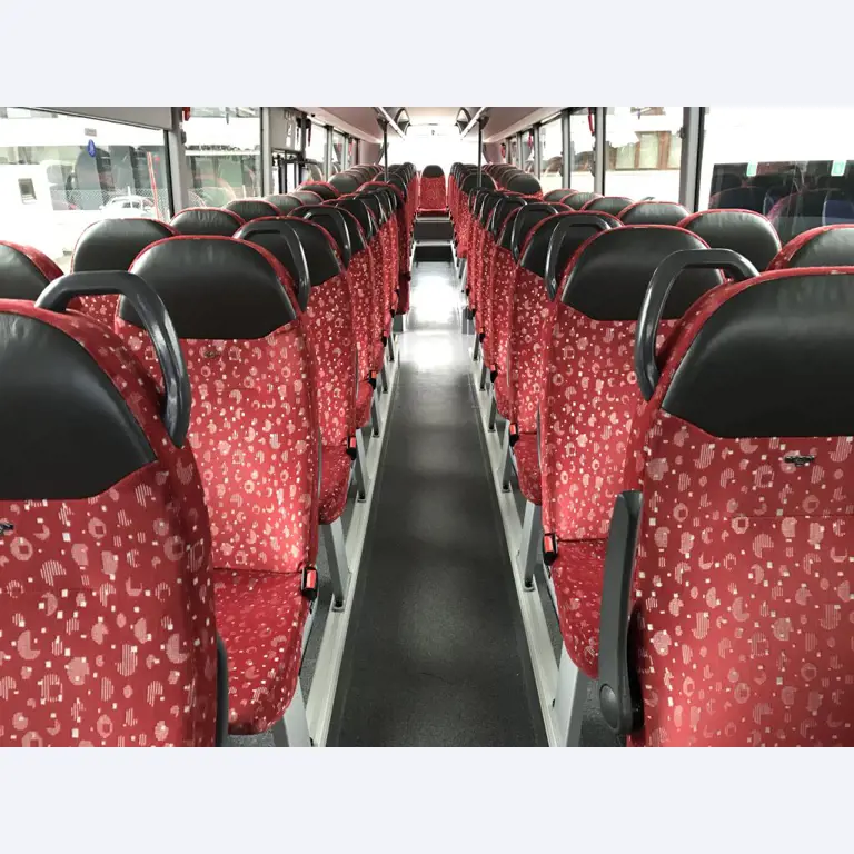 Gepflegte Linien- und Reisebusse, Bus-Transportanhänger, Betriebs- und Geschäftsausstattung-8