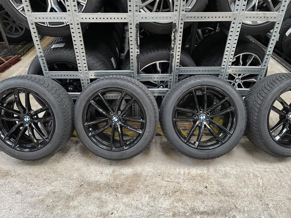 Gepflegte Linien- und Reisebusse, Bus-Transportanhänger, Betriebs- und Geschäftsausstattung-1