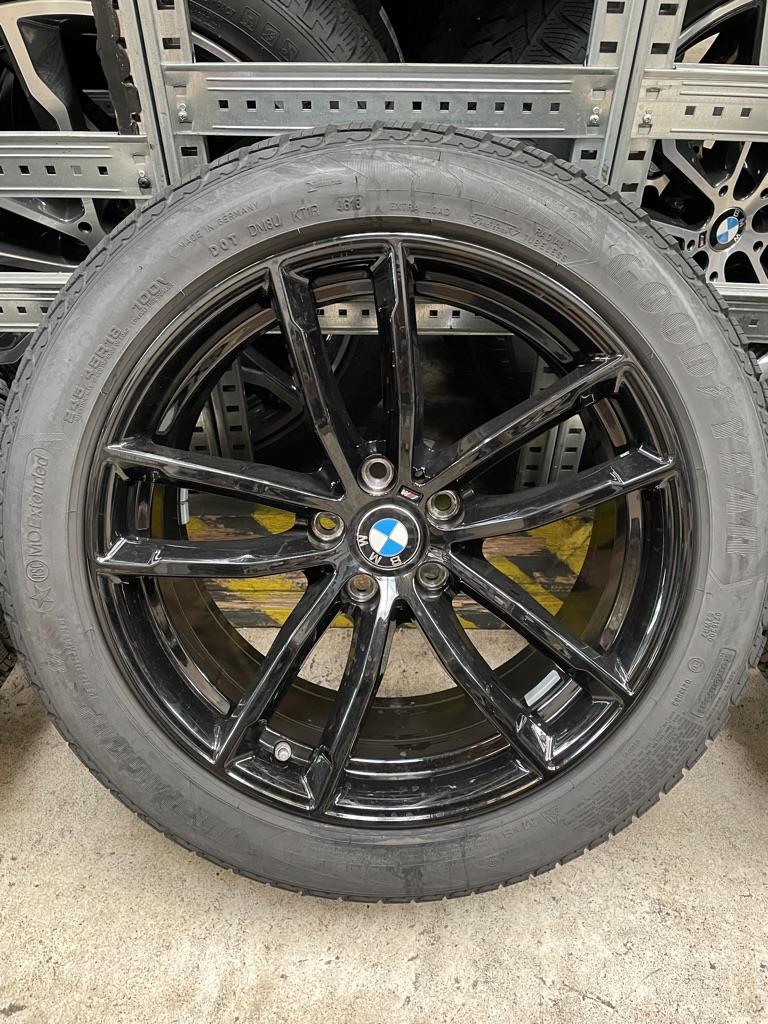 Gepflegte Linien- und Reisebusse, Bus-Transportanhänger, Betriebs- und Geschäftsausstattung-2