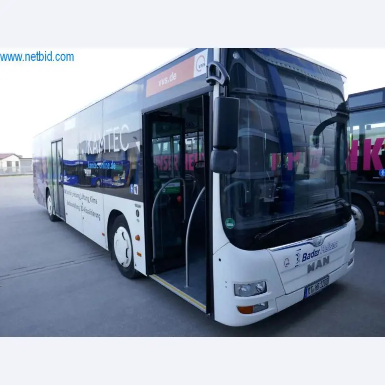 Autocarros em bom estado de conservação, reboques de transporte de autocarros, equipamento operacional e comercial-2