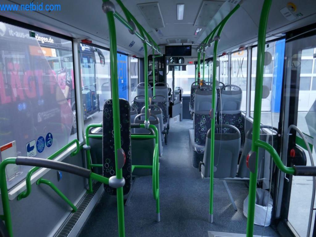 Autocarros em bom estado de conservação, reboques de transporte de autocarros, equipamento operacional e comercial-8