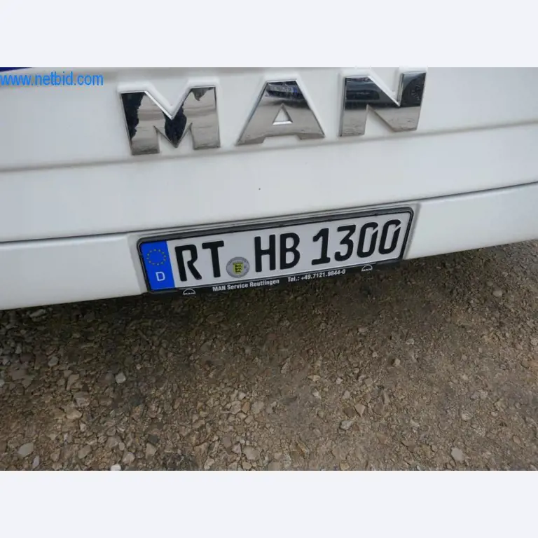 Autocarros em bom estado de conservação, reboques de transporte de autocarros, equipamento operacional e comercial-2