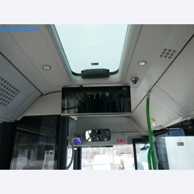 Autocarros em bom estado de conservação, reboques de transporte de autocarros, equipamento operacional e comercial-3