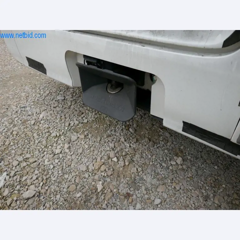 Autocarros em bom estado de conservação, reboques de transporte de autocarros, equipamento operacional e comercial-8