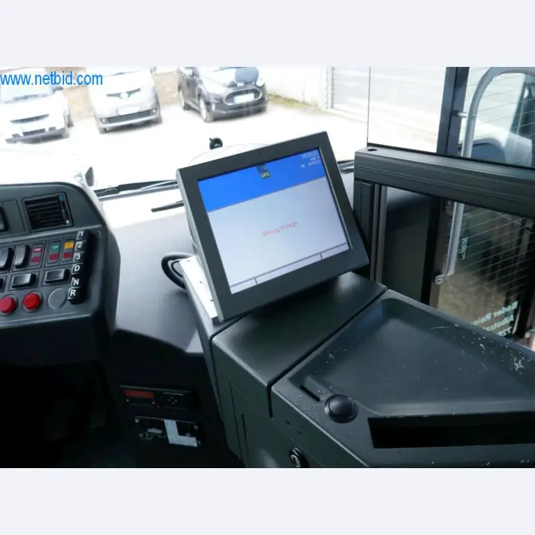 Autocarros em bom estado de conservação, reboques de transporte de autocarros, equipamento operacional e comercial-1