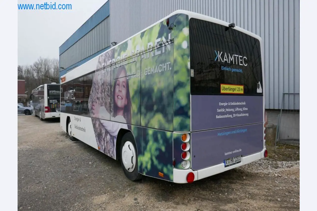 Gepflegte Linien- und Reisebusse, Bus-Transportanhänger, Betriebs- und Geschäftsausstattung-3
