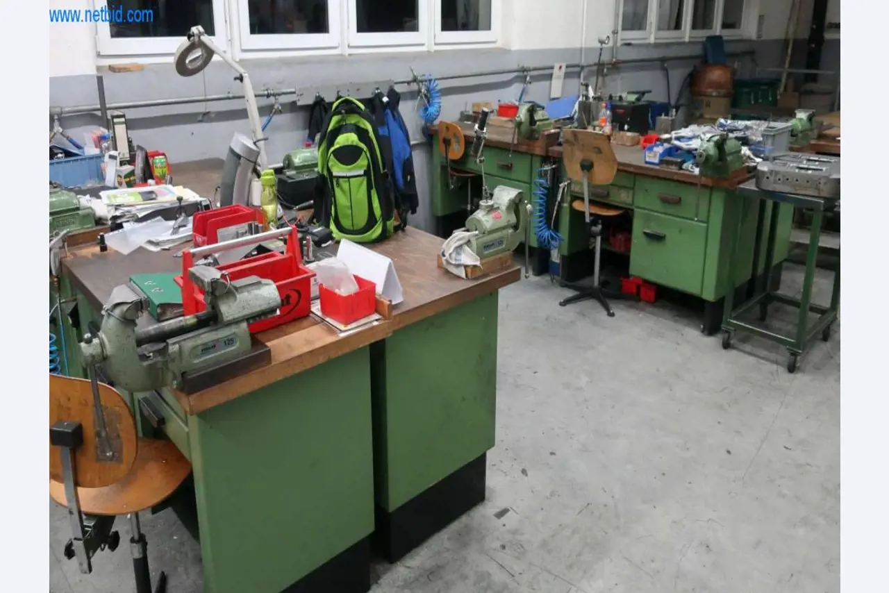 Druckgussanlagen (Al/Mg) 480 – 1.050 t,
Mechanische Bearbeitung, Werkzeugbau
-2