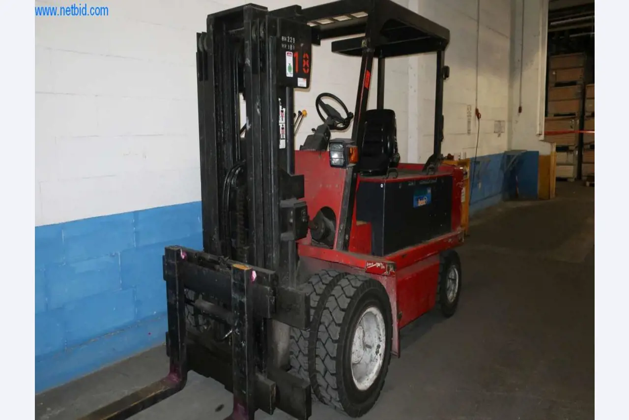 Druckgussanlagen (Al/Mg) 480 – 1.050 t,
Mechanische Bearbeitung, Werkzeugbau
-2