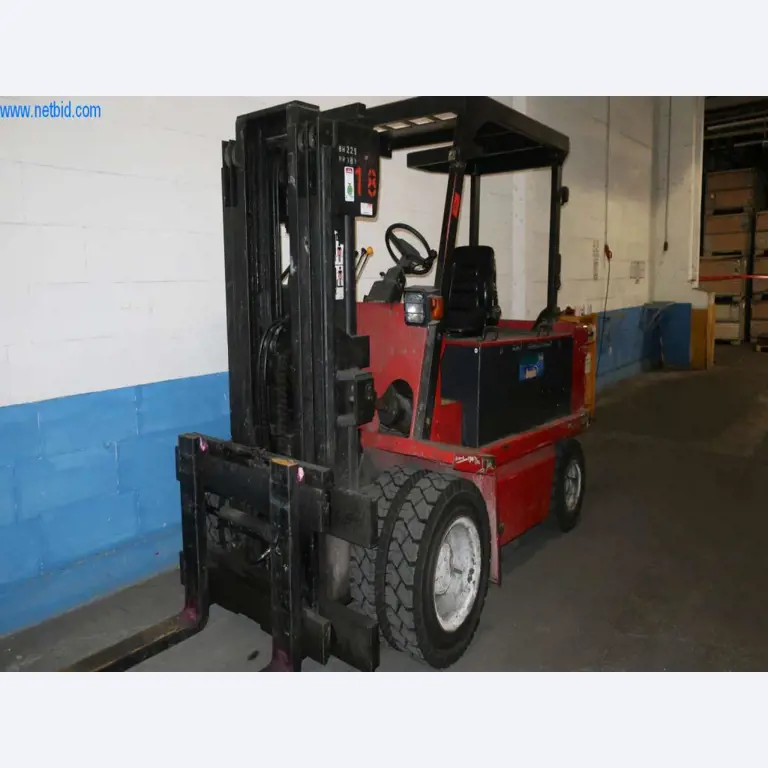 Druckgussanlagen (Al/Mg) 480 – 1.050 t,
Mechanische Bearbeitung, Werkzeugbau
-2