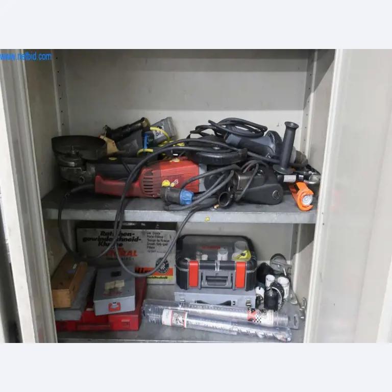 Druckgussanlagen (Al/Mg) 480 – 1.050 t,
Mechanische Bearbeitung, Werkzeugbau
-2