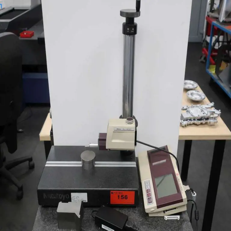 surface roughness testing device Mitutoyo SJ-400