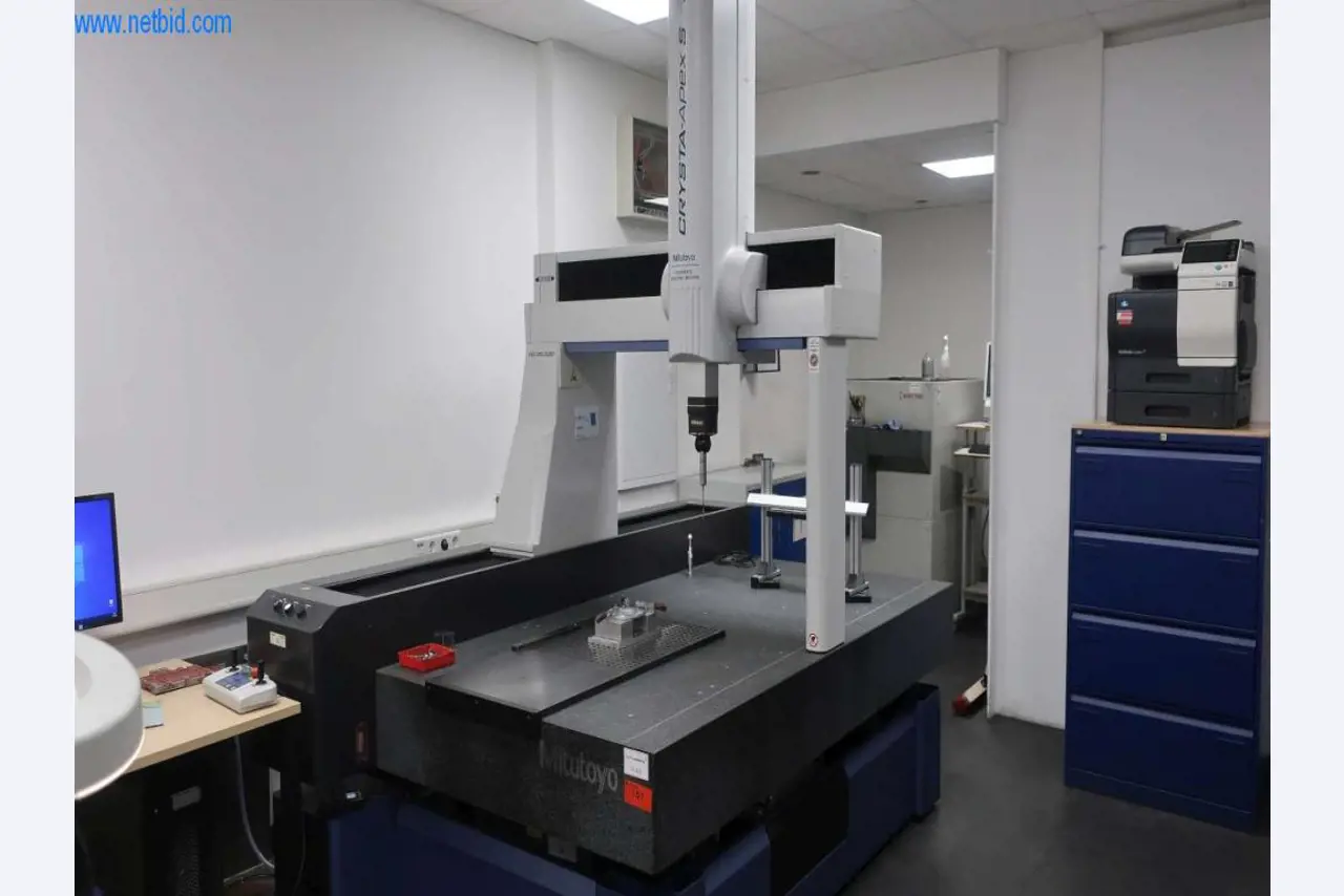 Druckgussanlagen (Al/Mg) 480 – 1.050 t,
Mechanische Bearbeitung, Werkzeugbau
-1