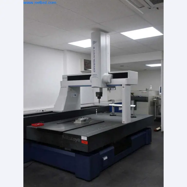 Druckgussanlagen (Al/Mg) 480 – 1.050 t,
Mechanische Bearbeitung, Werkzeugbau
-2