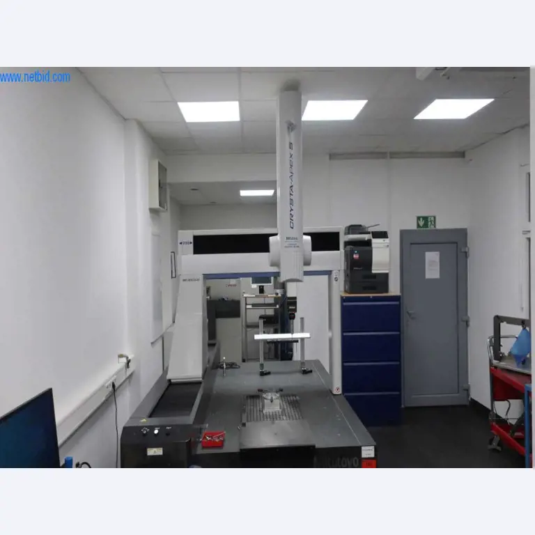 Druckgussanlagen (Al/Mg) 480 – 1.050 t,
Mechanische Bearbeitung, Werkzeugbau
-3