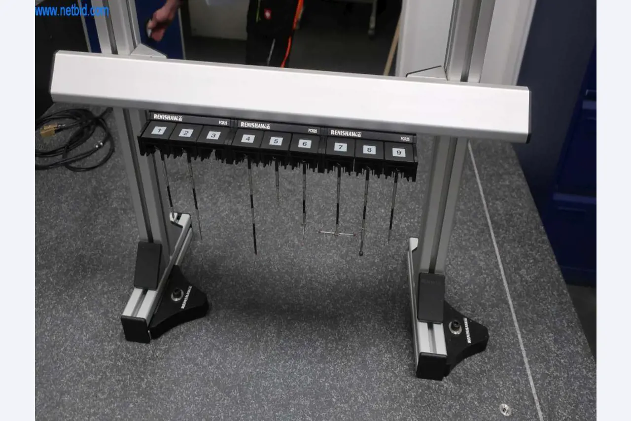 Druckgussanlagen (Al/Mg) 480 – 1.050 t,
Mechanische Bearbeitung, Werkzeugbau
-5