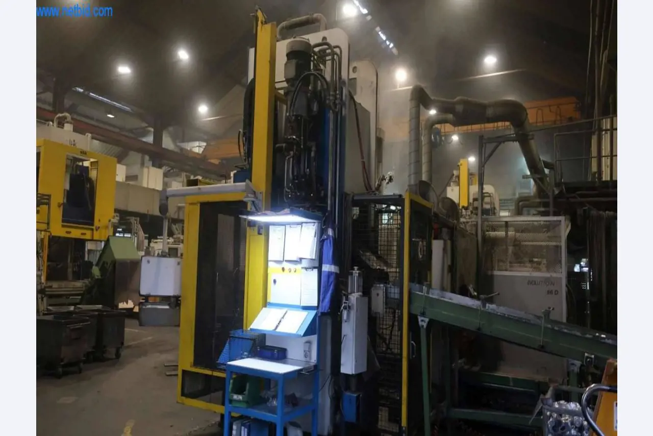 Druckgussanlagen (Al/Mg) 480 – 1.050 t,
Mechanische Bearbeitung, Werkzeugbau
-9