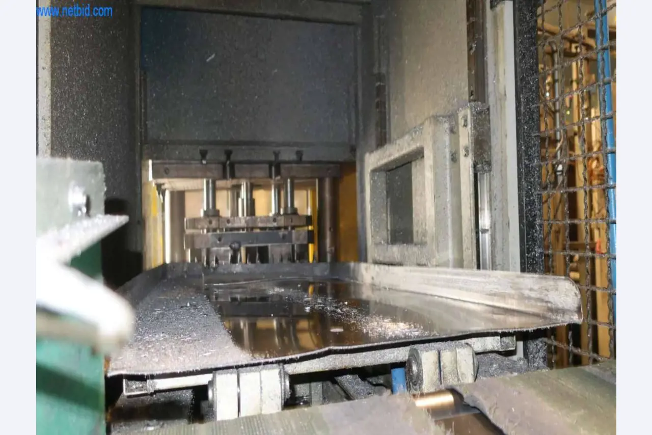 Druckgussanlagen (Al/Mg) 480 – 1.050 t,
Mechanische Bearbeitung, Werkzeugbau
-20