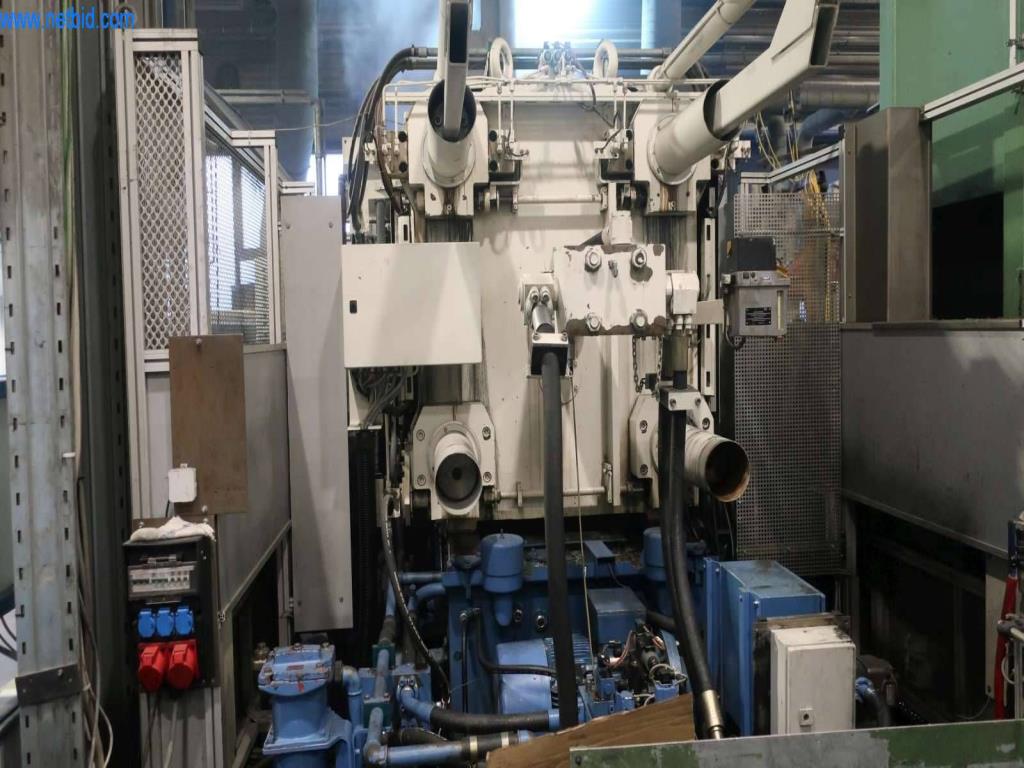 Druckgussanlagen (Al/Mg) 480 – 1.050 t,
Mechanische Bearbeitung, Werkzeugbau
-13