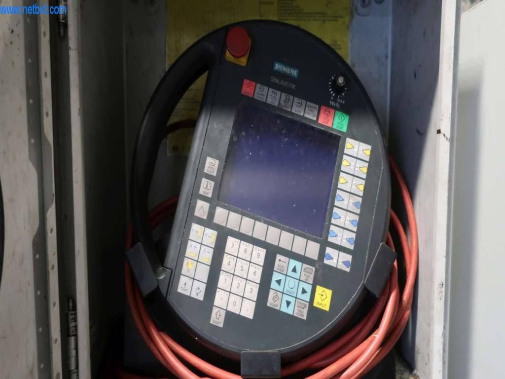 Druckgussanlagen (Al/Mg) 480 – 1.050 t,
Mechanische Bearbeitung, Werkzeugbau
-9